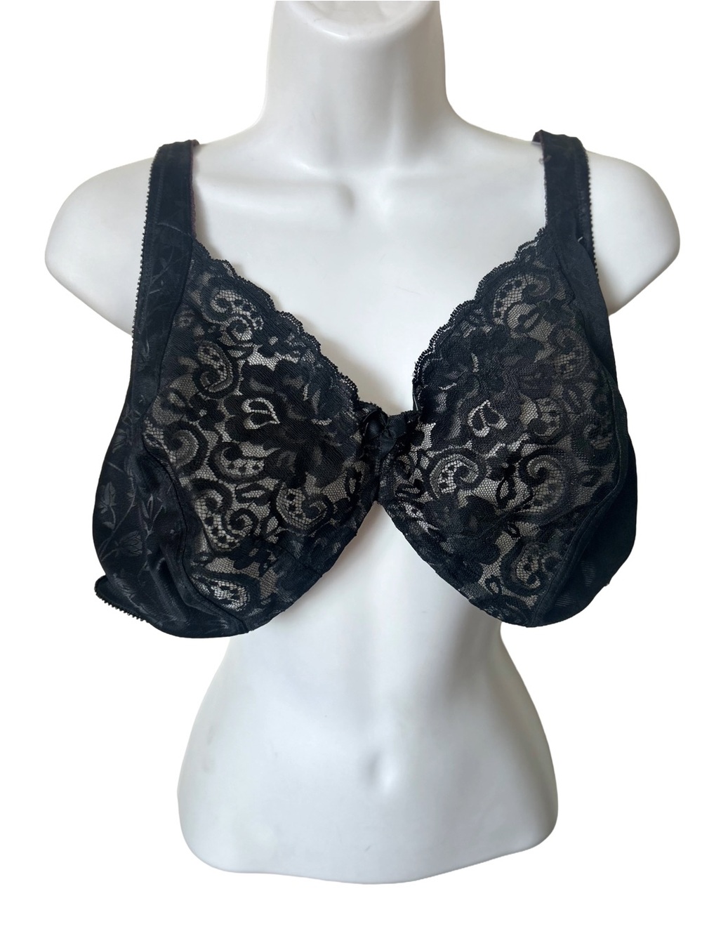 Lilyette  Black Lace Underwire Bra - Women Intimates, 42D